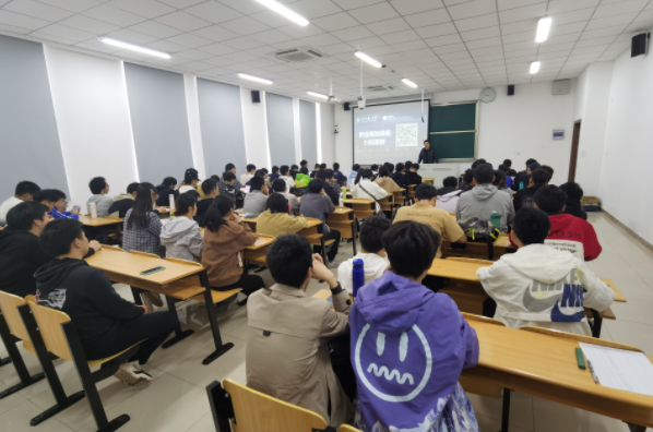 银娱优越会GEG科技集团在南京理工大学网络空间安全学院举办职业生涯规划讲座